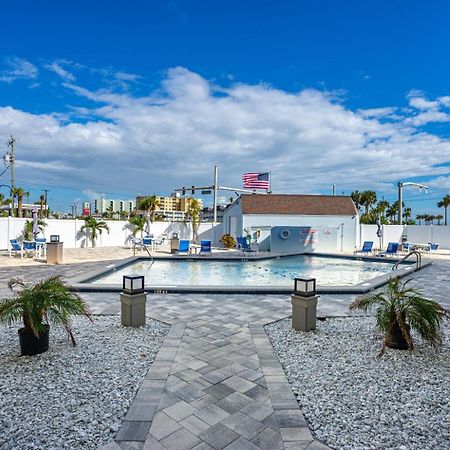 Stunning Ocean Views Steps From The Beach With Pool! Fabulous 4Th Floor Studio! New Smyrna Beach Esterno foto